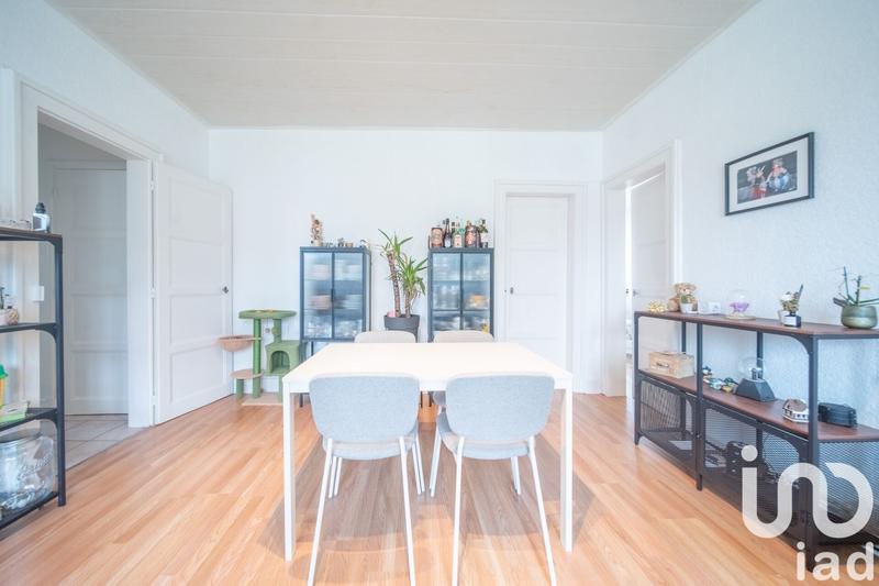 Maison - 90 m² - 5 pièces