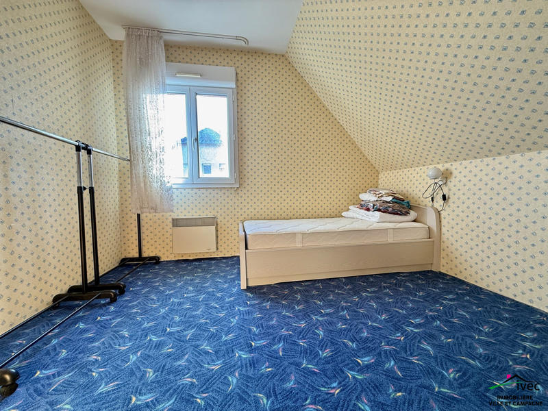 Maison - 93 m² - 5 pièces