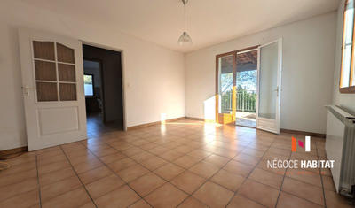 Maison - 70 m² - 5 pièces