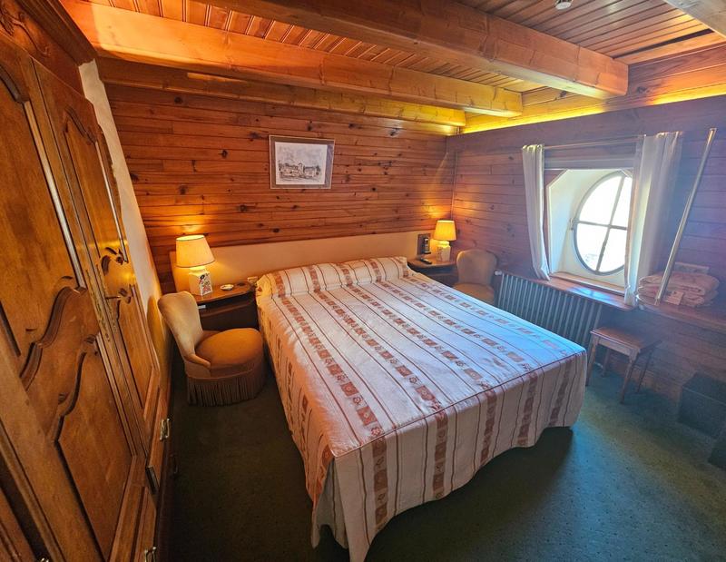 Local commercial - 370 m² - 15 pièces