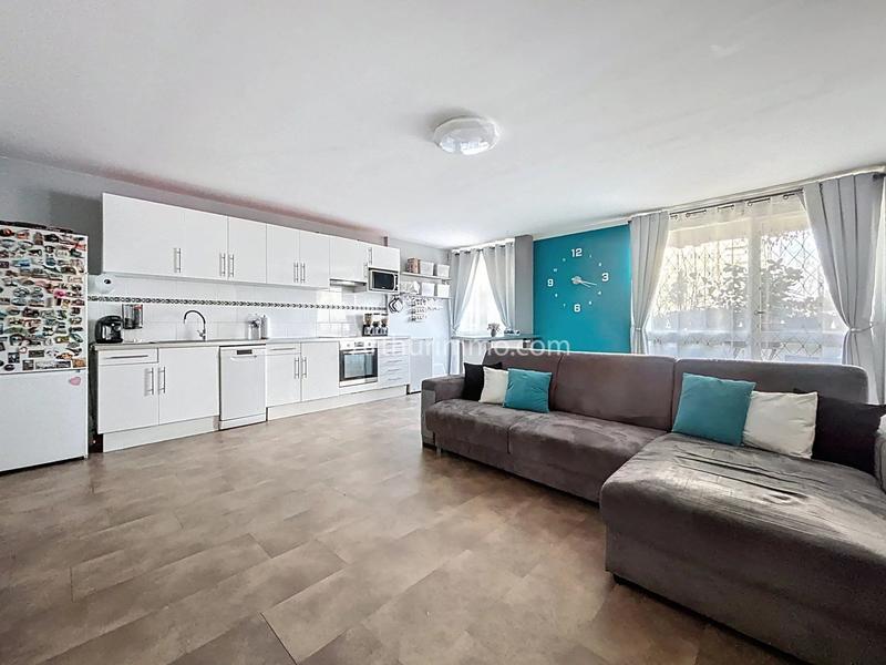 Appartement - 97 m² - 6 pièces