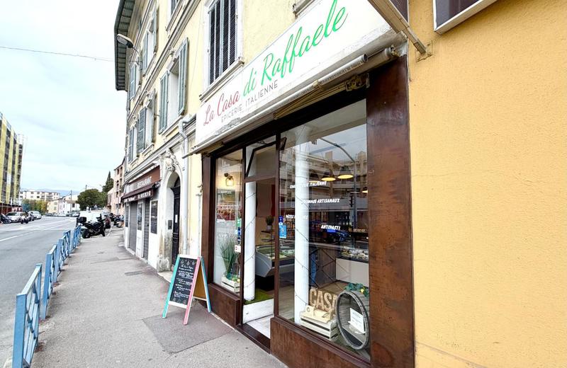 Fonds de commerce - 30 m²