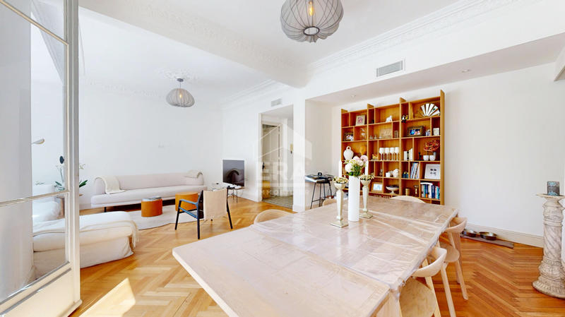 Appartement - 101 m² - 4 pièces