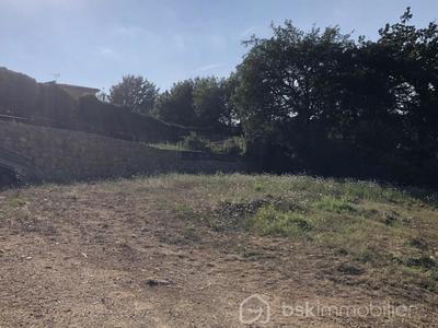 Terrain constructible - 5 450 m²