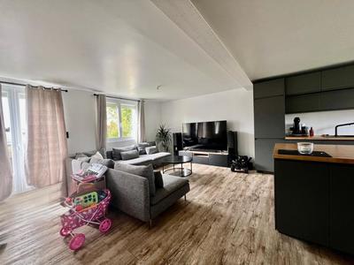 Maison - 145 m² - 5 pièces