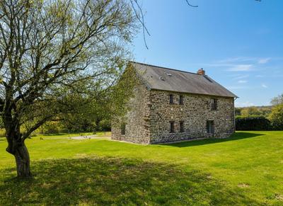 Propriété - 141 m² - 6 pièces