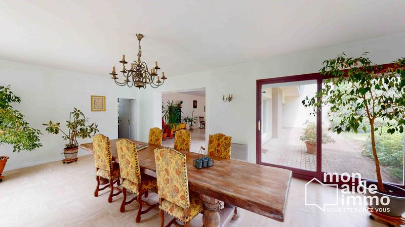 Maison ancienne - 464 m² - 14 pièces