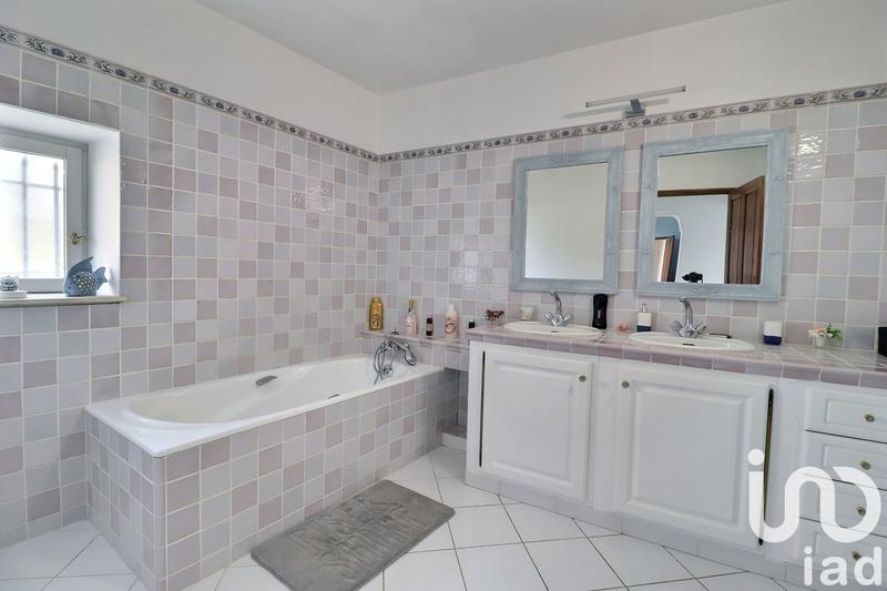 Bastide - 188 m² - 6 pièces