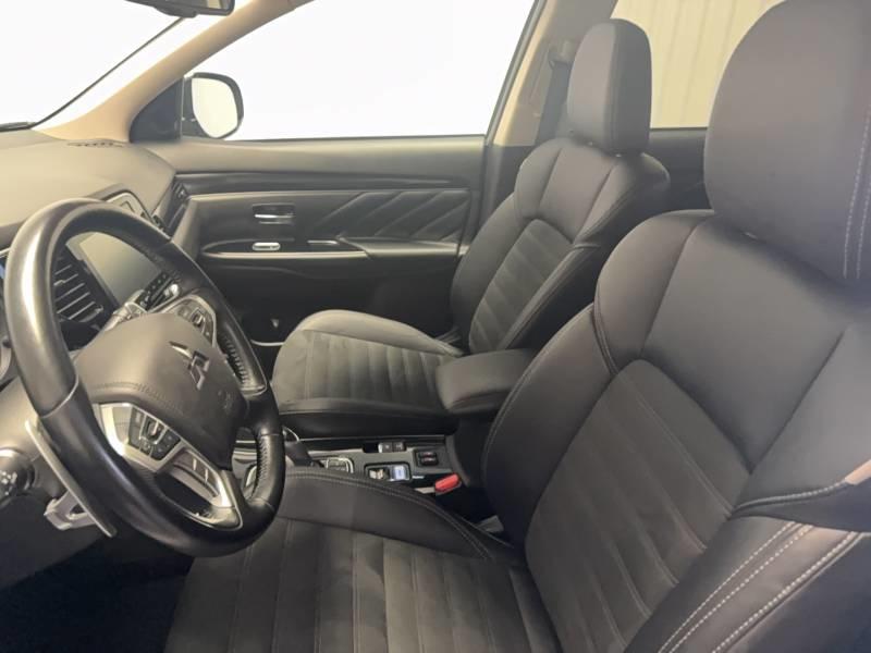 Mitsubishi Outlander 2.4l Phev Twin Motor 4wd Intense