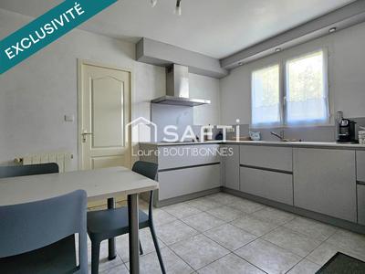 Maison - 90 m² - 4 pièces