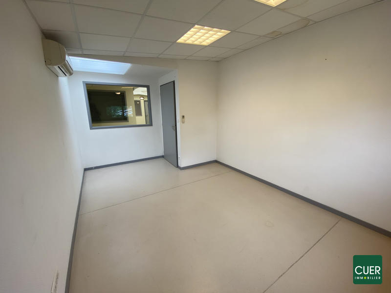 Local commercial - 220 m²