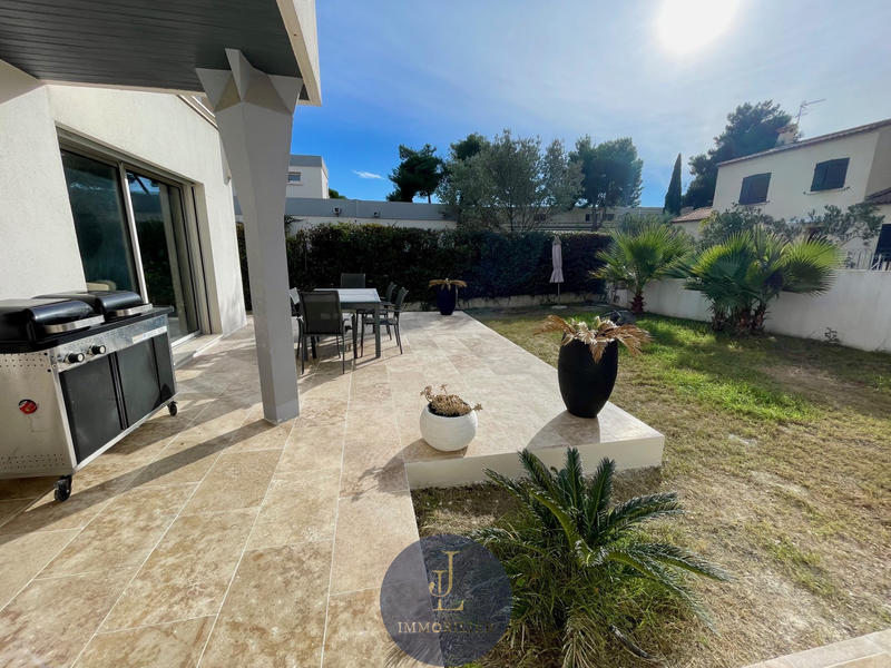 Maison - 167 m² - 6 pièces