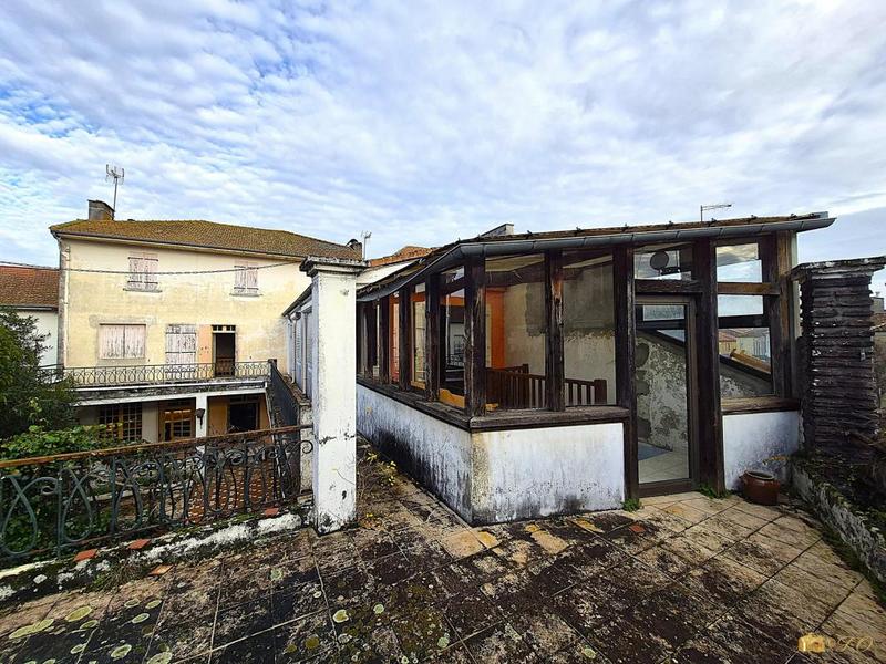 Maison de maîtres - 330 m² - 14 pièces