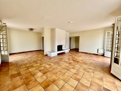 Maison - 151 m² - 6 pièces