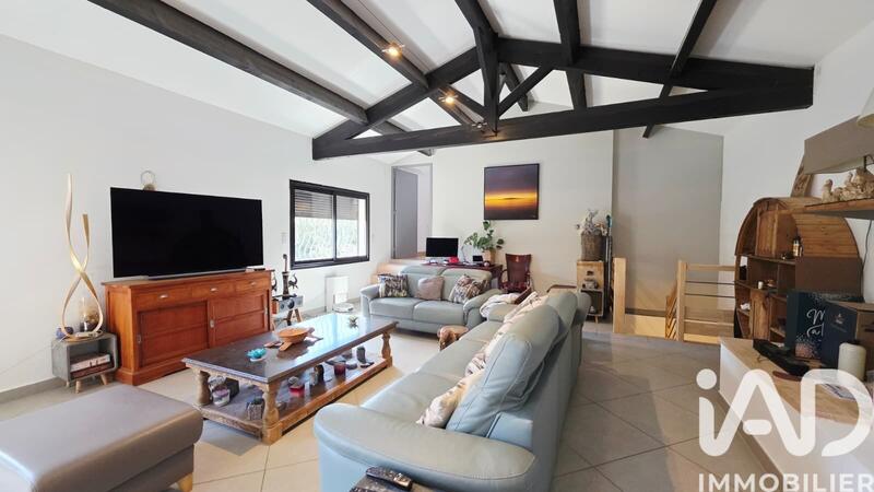 Maison - 160 m² - 5 pièces