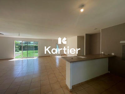 Maison - 122 m² - 4 pièces