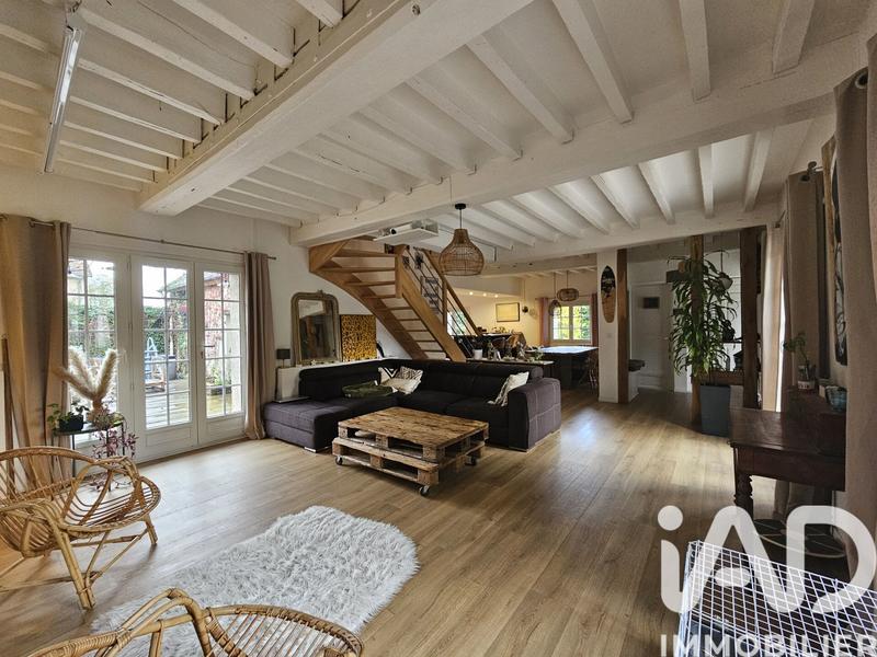 Maison - 157 m² - 7 pièces