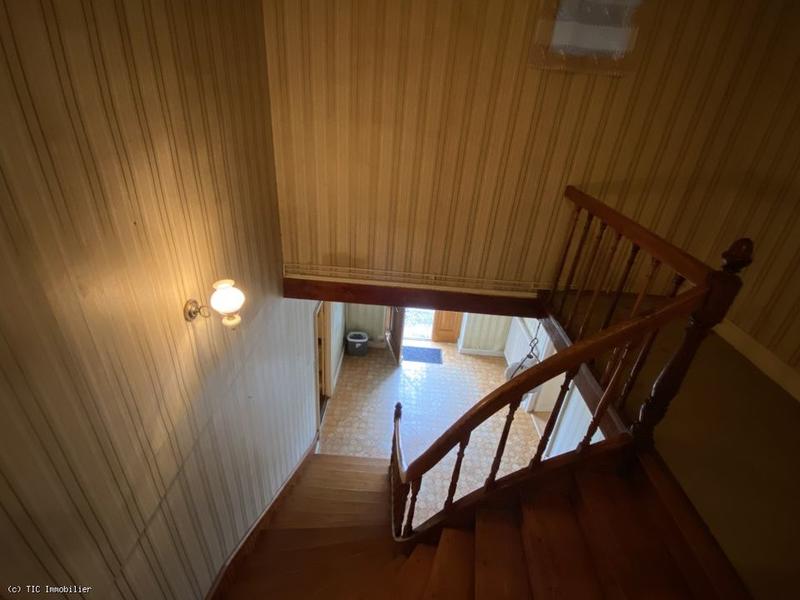 Corps de ferme - 210 m² - 7 pièces