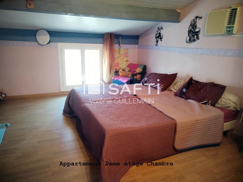 Maison - 200 m² - 5 pièces