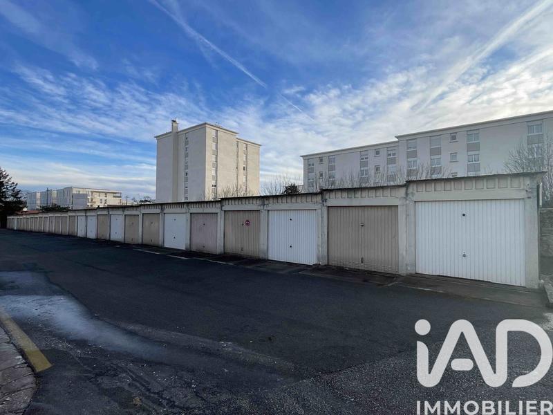 Appartement - 90 m² - 5 pièces