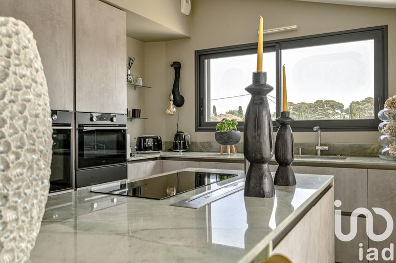 Appartement - 125 m² - 5 pièces