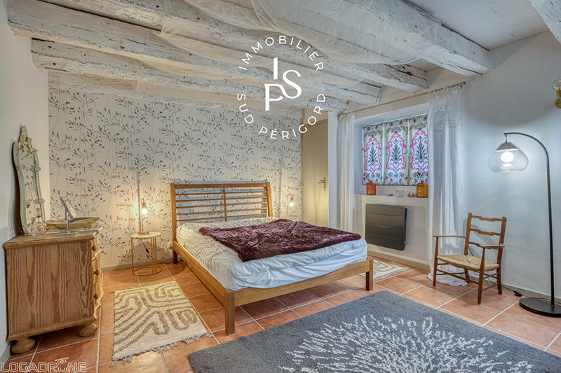 Maison - 155 m² - 6 pièces