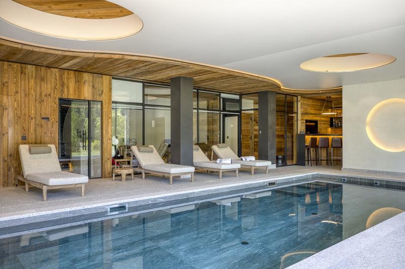 Châlet - 596 m² - 12 pièces