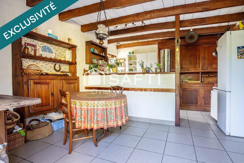 Maison - 225 m² - 6 pièces