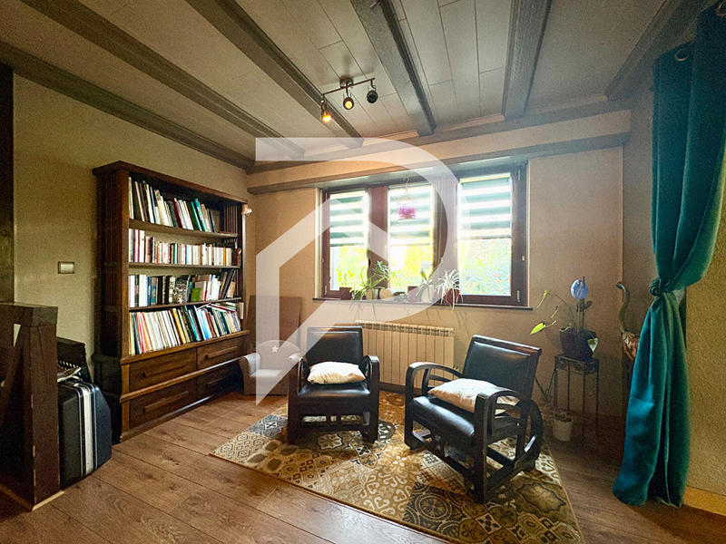 Maison - 180 m² - 8 pièces