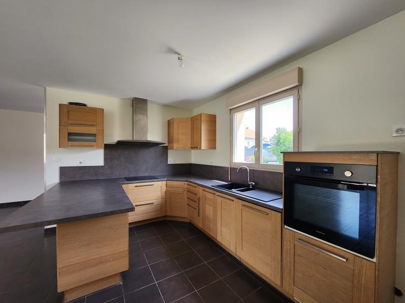 Maison - 117 m² - 6 pièces