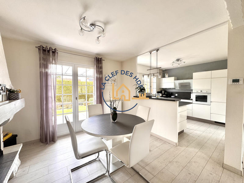 Maison - 121 m² - 5 pièces