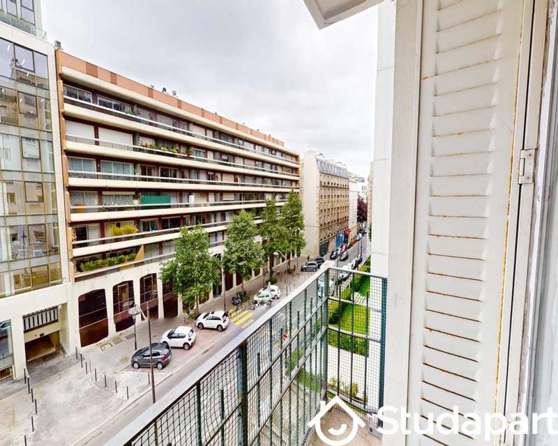 Chambre - 90 m² - 1 pièce