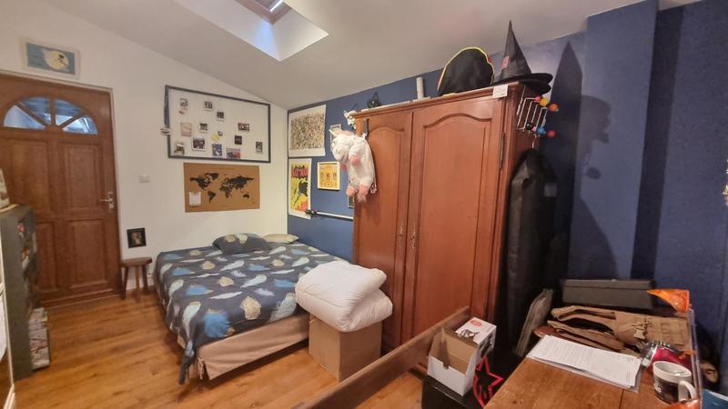 Loft - 138 m² - 6 pièces