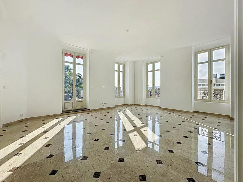 Appartement - 121 m² - 4 pièces