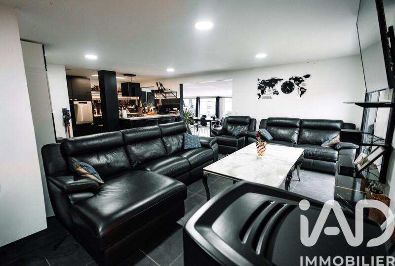 Maison - 160 m² - 4 pièces