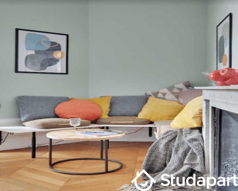 Chambre - 65 m² - 1 pièce