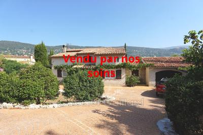 Villa - 180 m² - 5 pièces