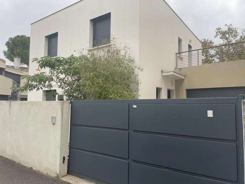 Villa - 130 m² - 6 pièces