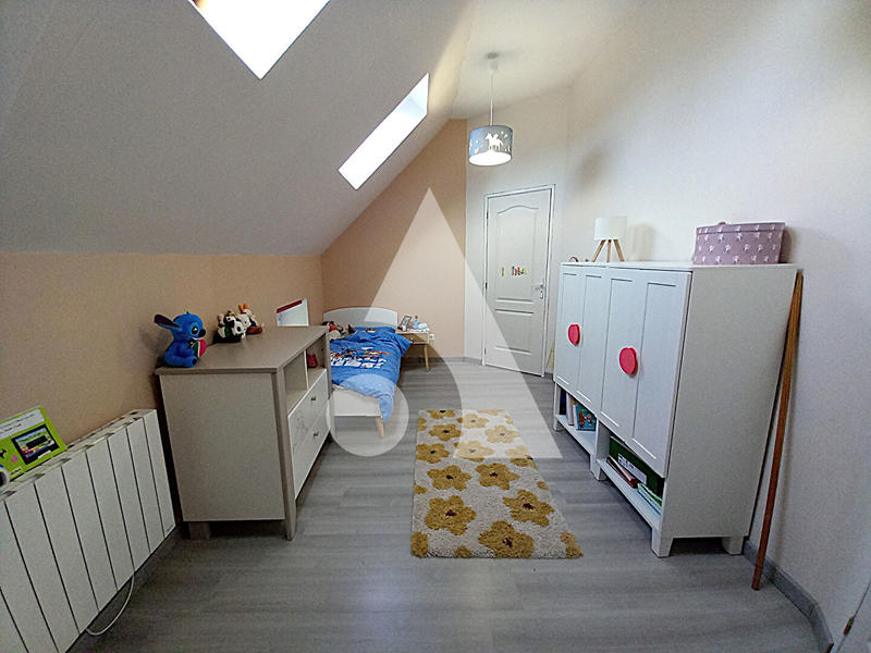 Maison - 163 m² - 8 pièces