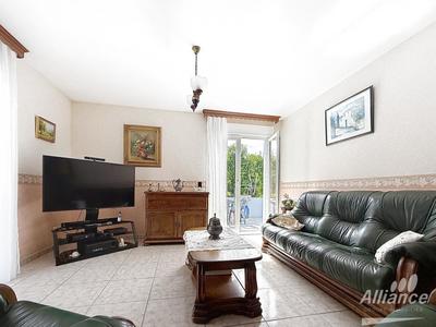 Maison - 131 m² - 6 pièces