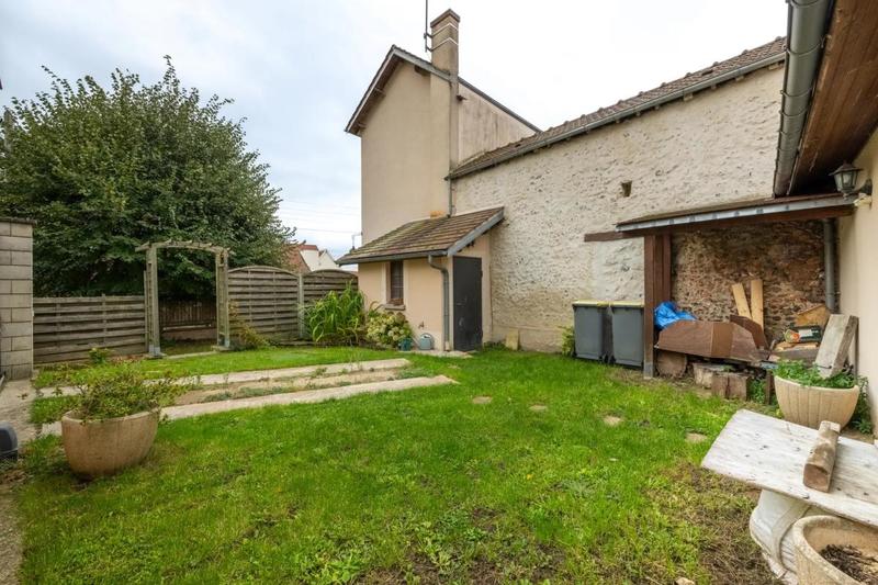 Maison - 206 m² - 8 pièces