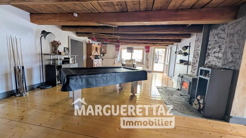 Maison - 190 m² - 5 pièces