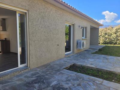 Villa - 243 m² - 10 pièces