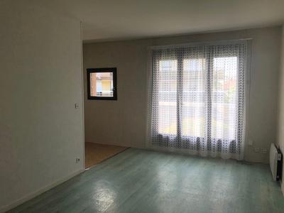 Studio - 24 m² - 1 pièce