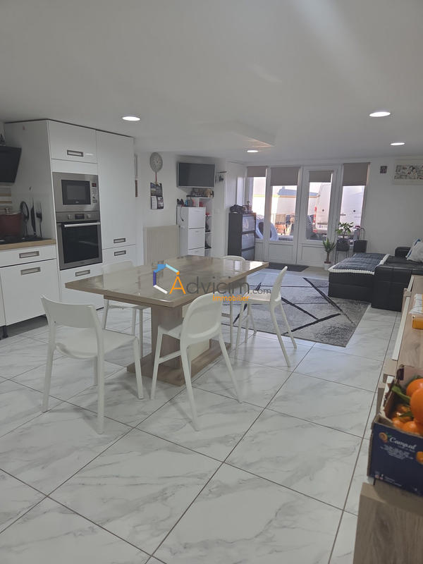 Maison - 150 m² - 7 pièces