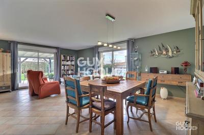 Maison - 111 m² - 4 pièces