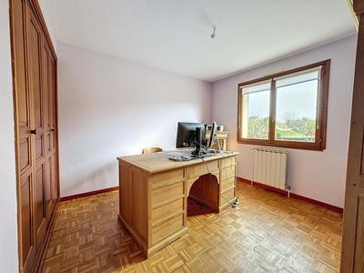 Maison - 217 m² - 8 pièces