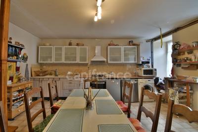 Maison en pierre - 95 m² - 4 pièces