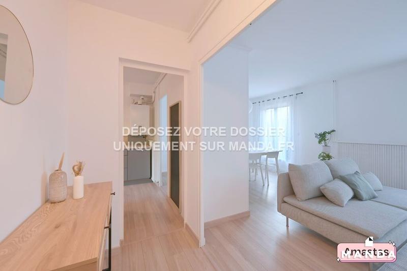 Appartement - 104 m² - 5 pièces
