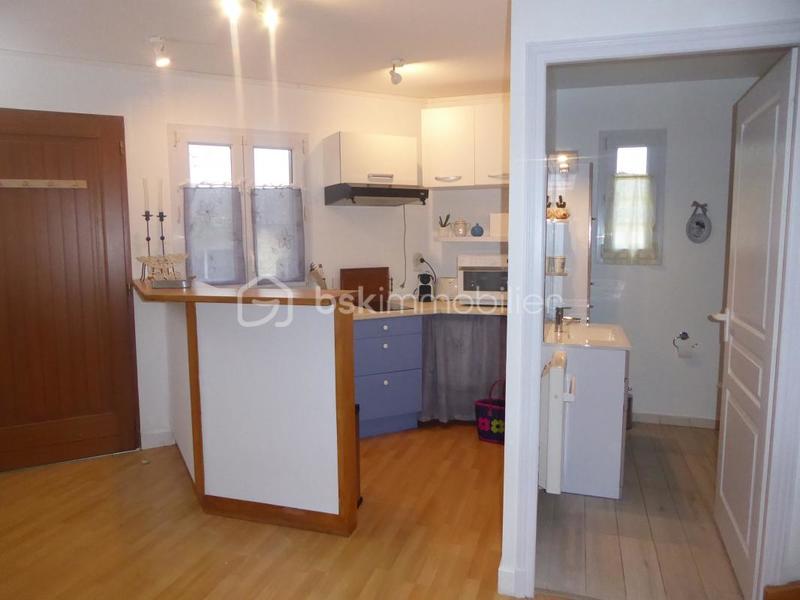 Propriété - 230 m² - 10 pièces